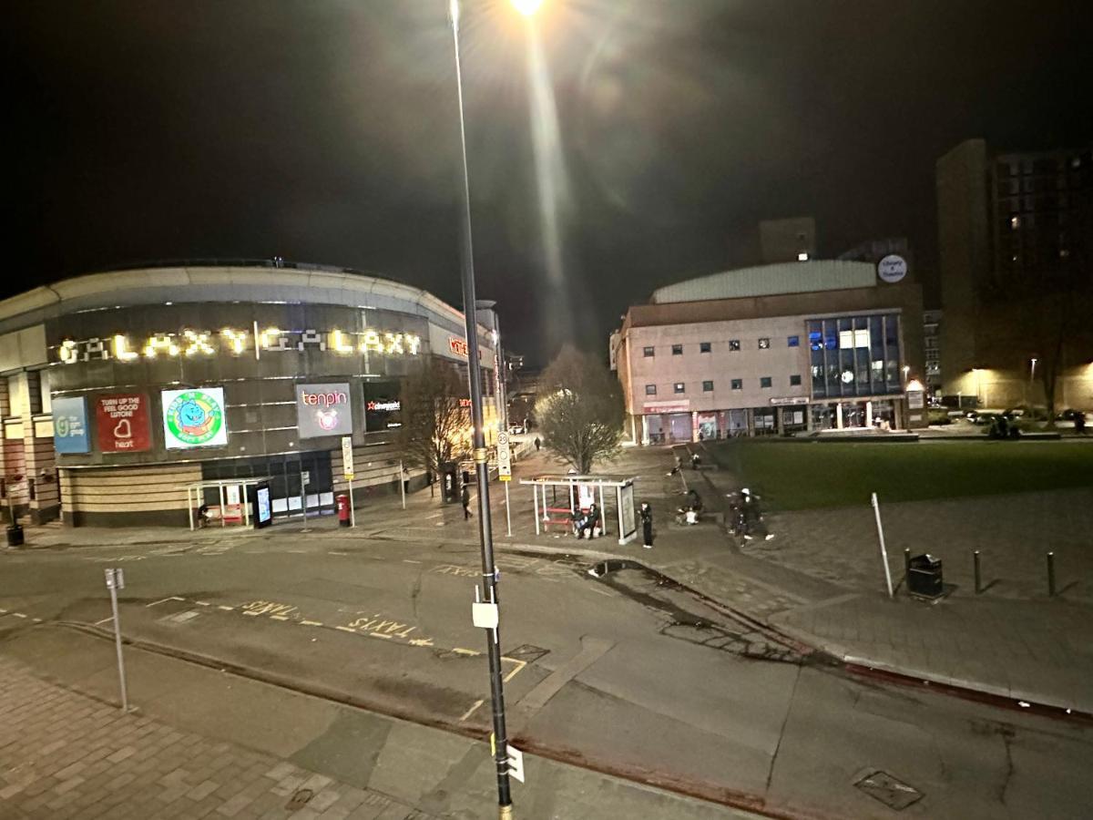 Luton Town Centre Apartment Eksteriør bilde