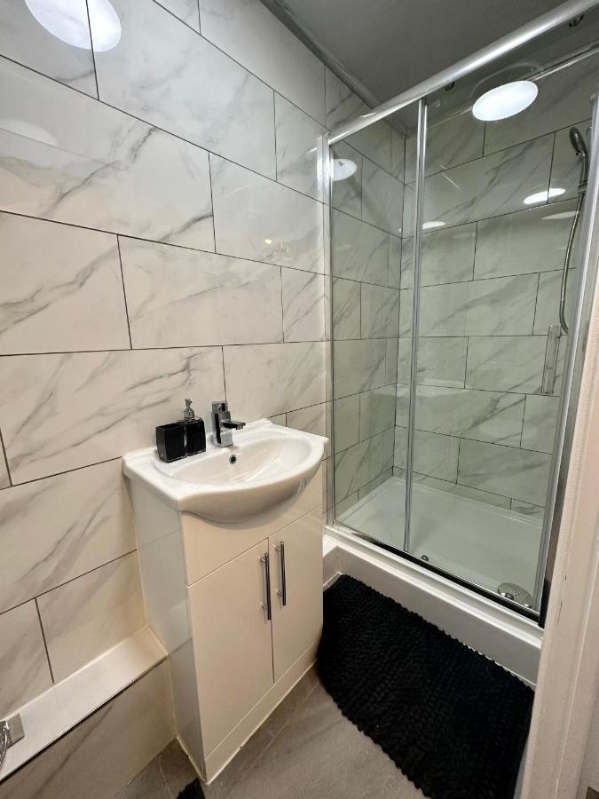 Luton Town Centre Apartment Eksteriør bilde