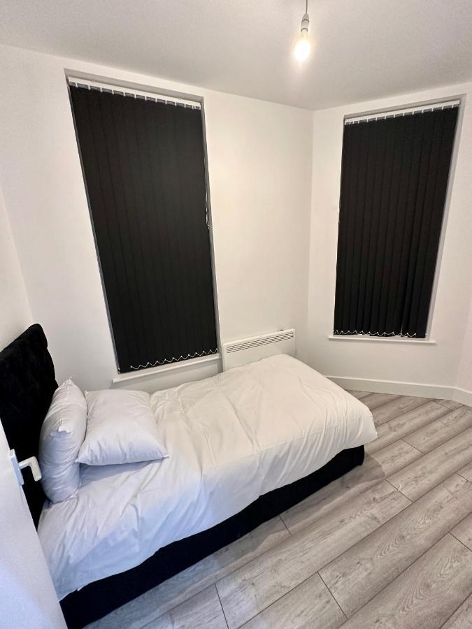Luton Town Centre Apartment Eksteriør bilde